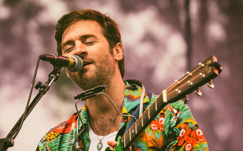 Modern day troubadour